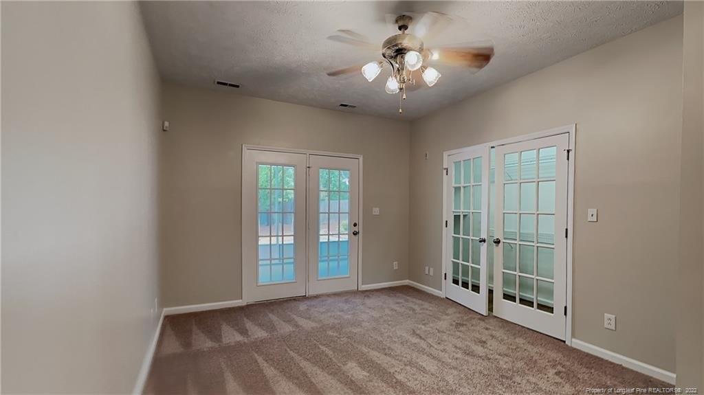 Burnside Pl, Fayetteville, NC 28311