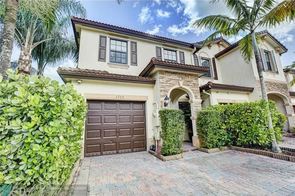 Ne 3rd Ct, Homestead, FL 33033
