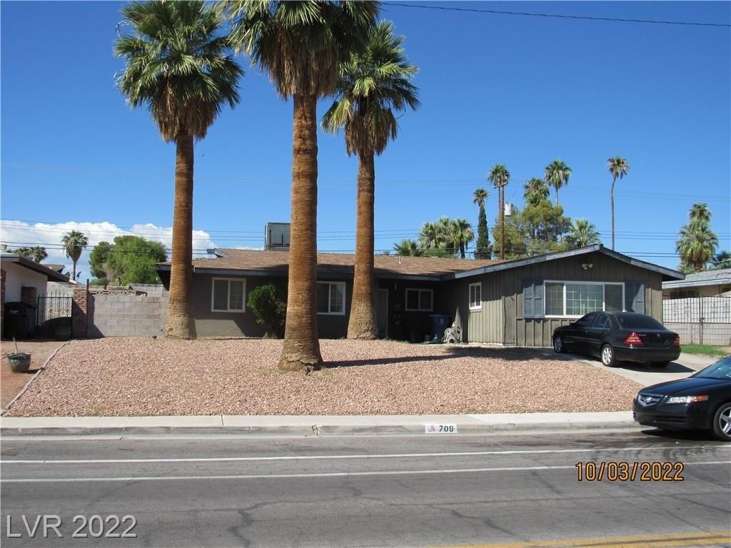 Twin Lakes Dr, Las Vegas, NV 89107