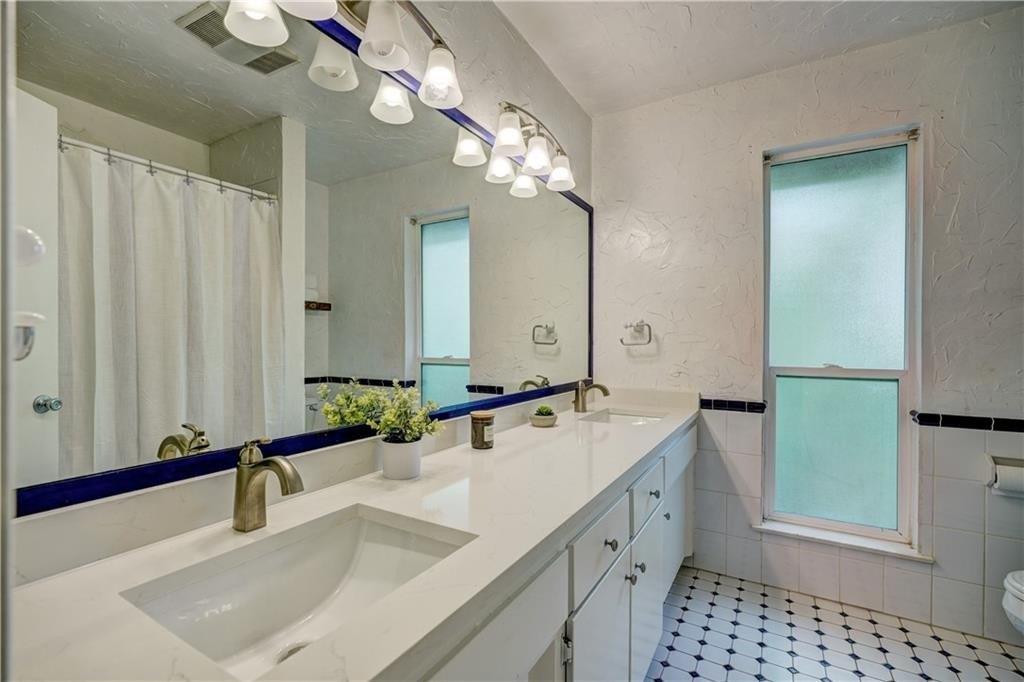 Cedar Ridge Rd, Edmond, OK 73013