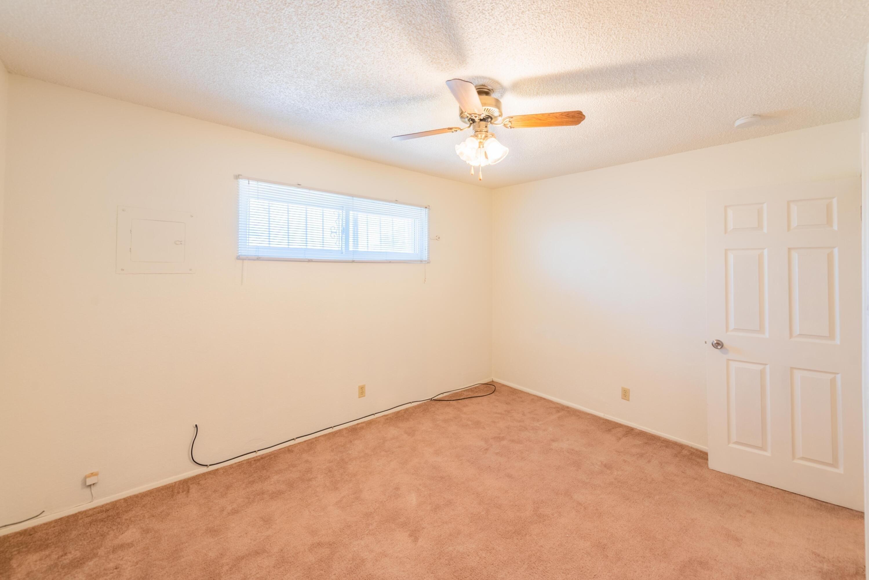 Hurley Dr Nw, Albuquerque, NM 87120