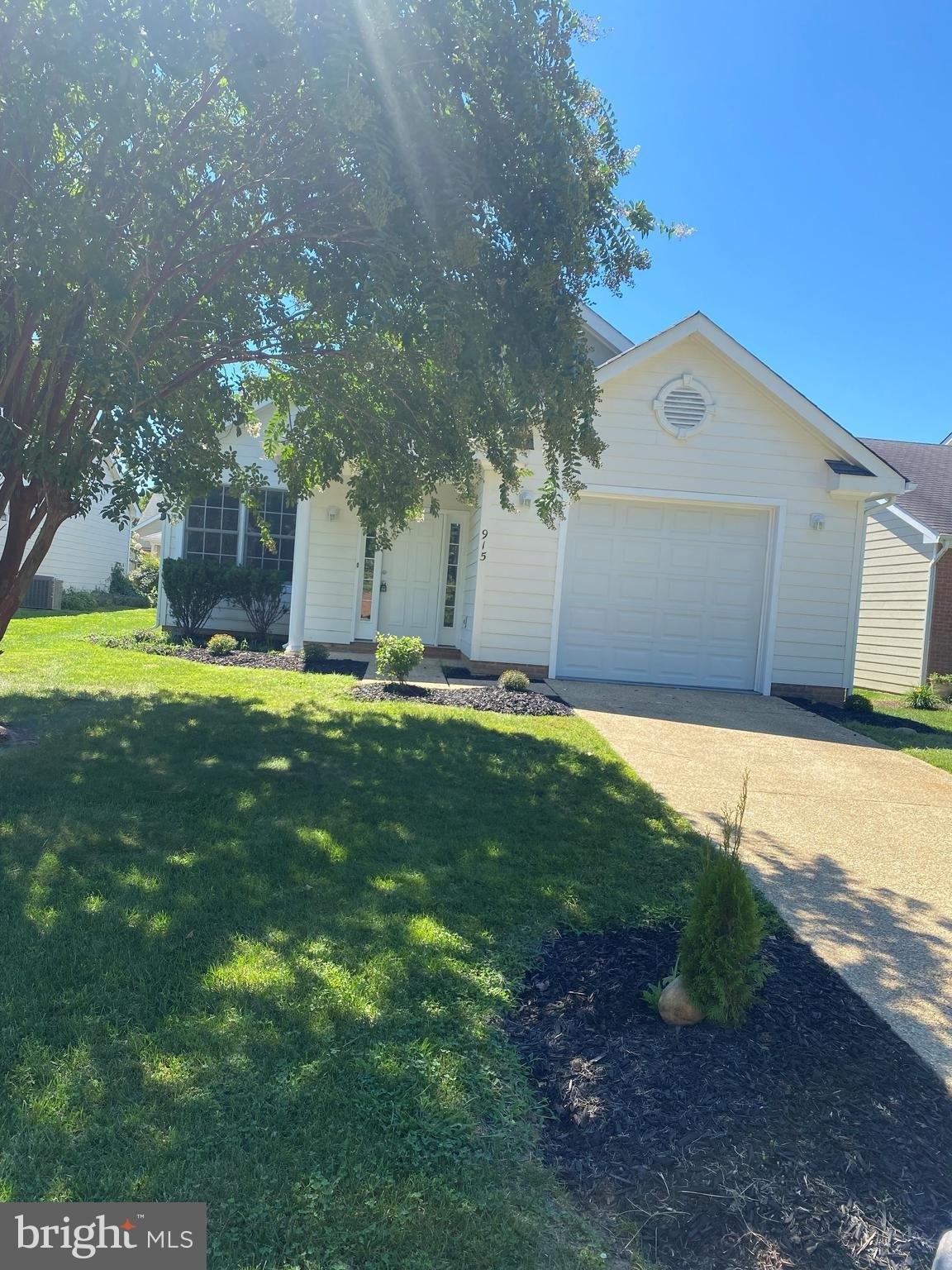 Hickory Cir, La Plata, MD 20646