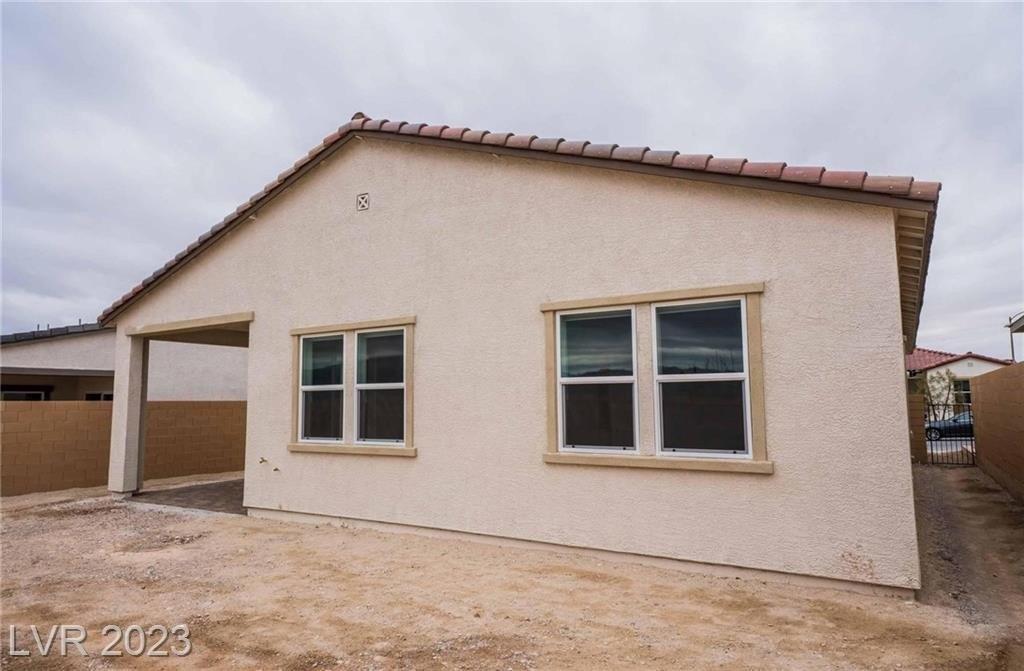 Yetti Stroll Ave, Las Vegas, NV 89166