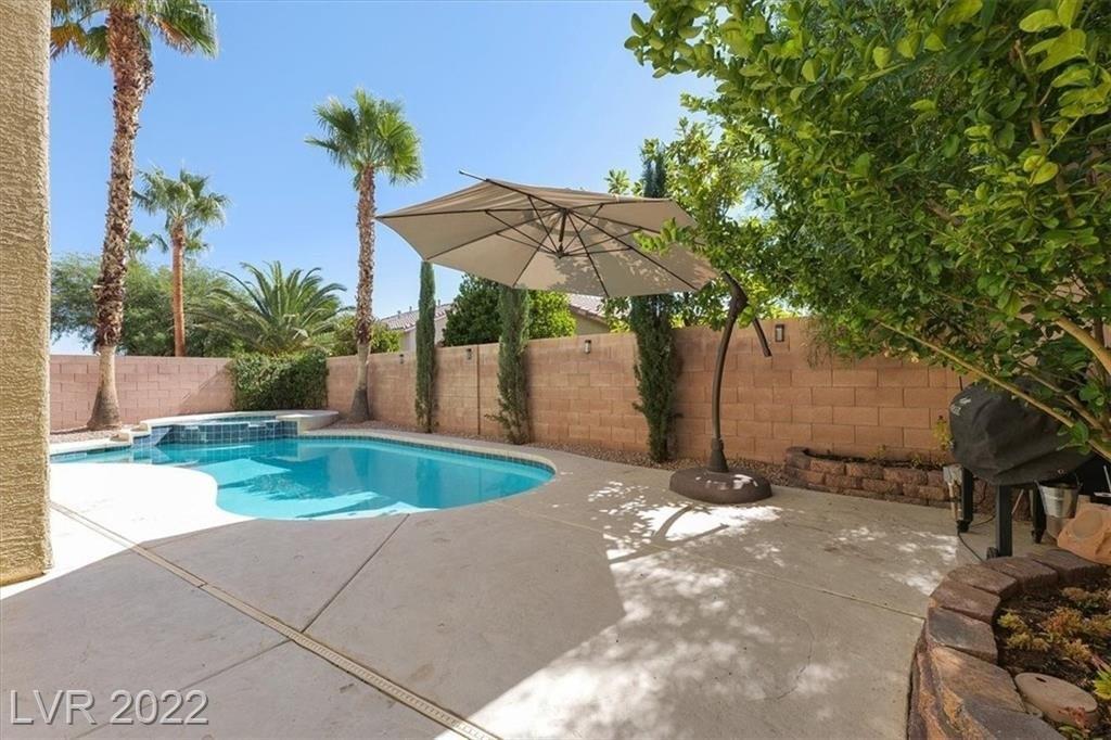 Blue Nile Ct, Las Vegas, NV 89144