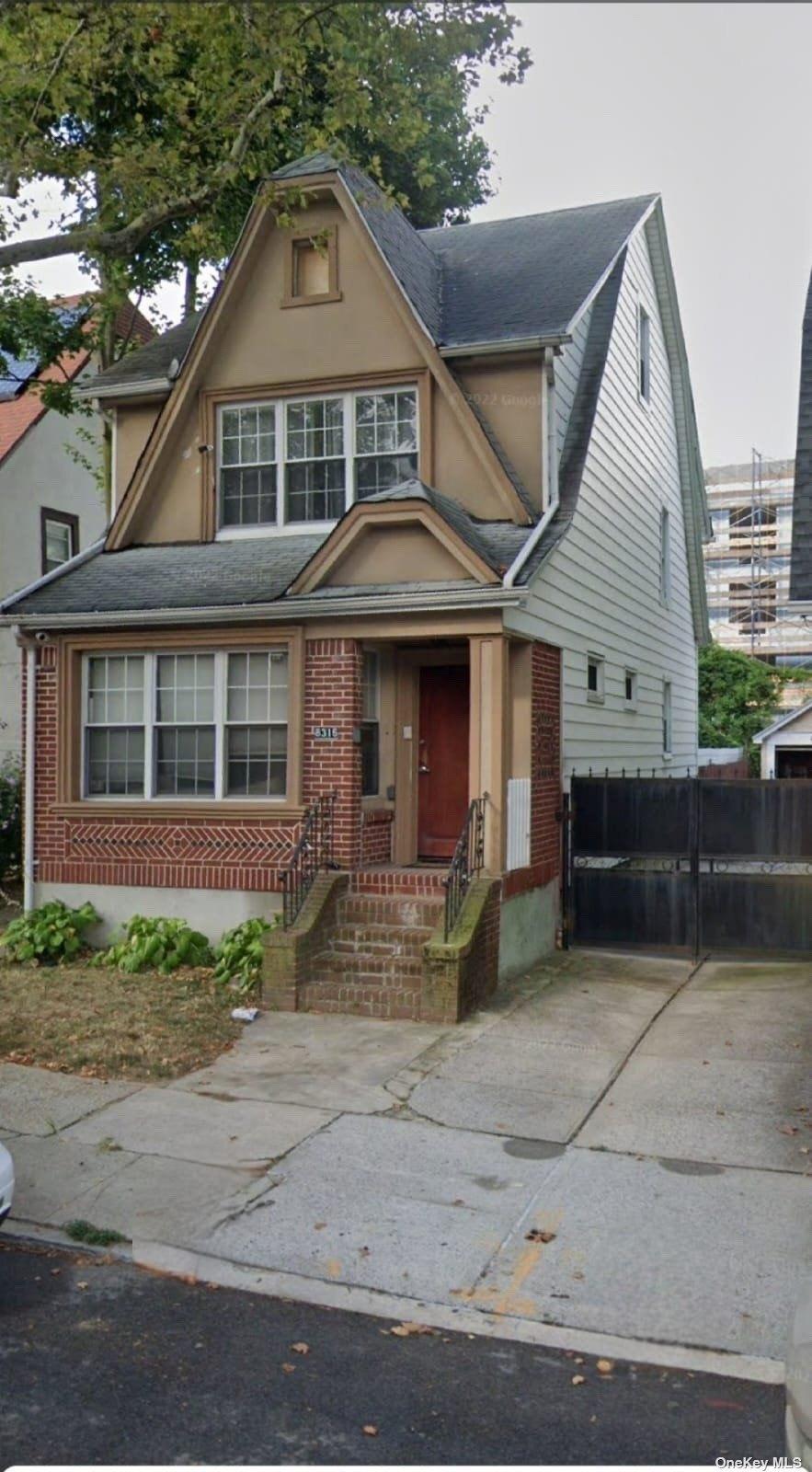 159th St, Jamaica, NY 11432