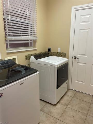 Sw 19th Pl, Cape Coral, FL 33914