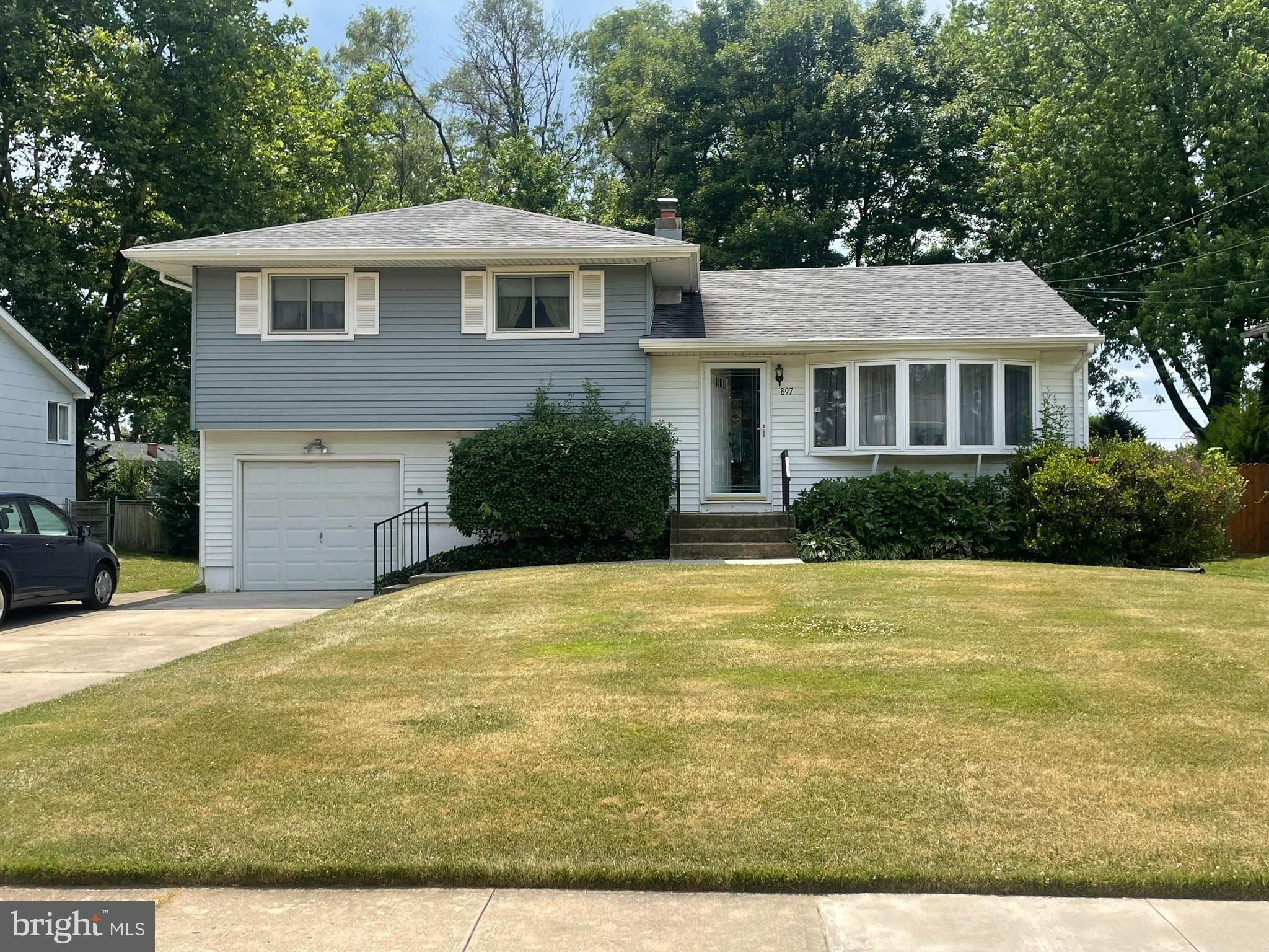 Estates Blvd, Trenton, NJ 08690