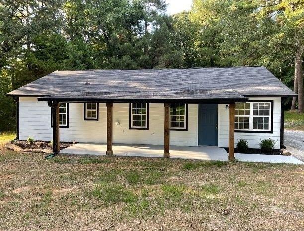 Tinica Way, Newnan, GA 30263
