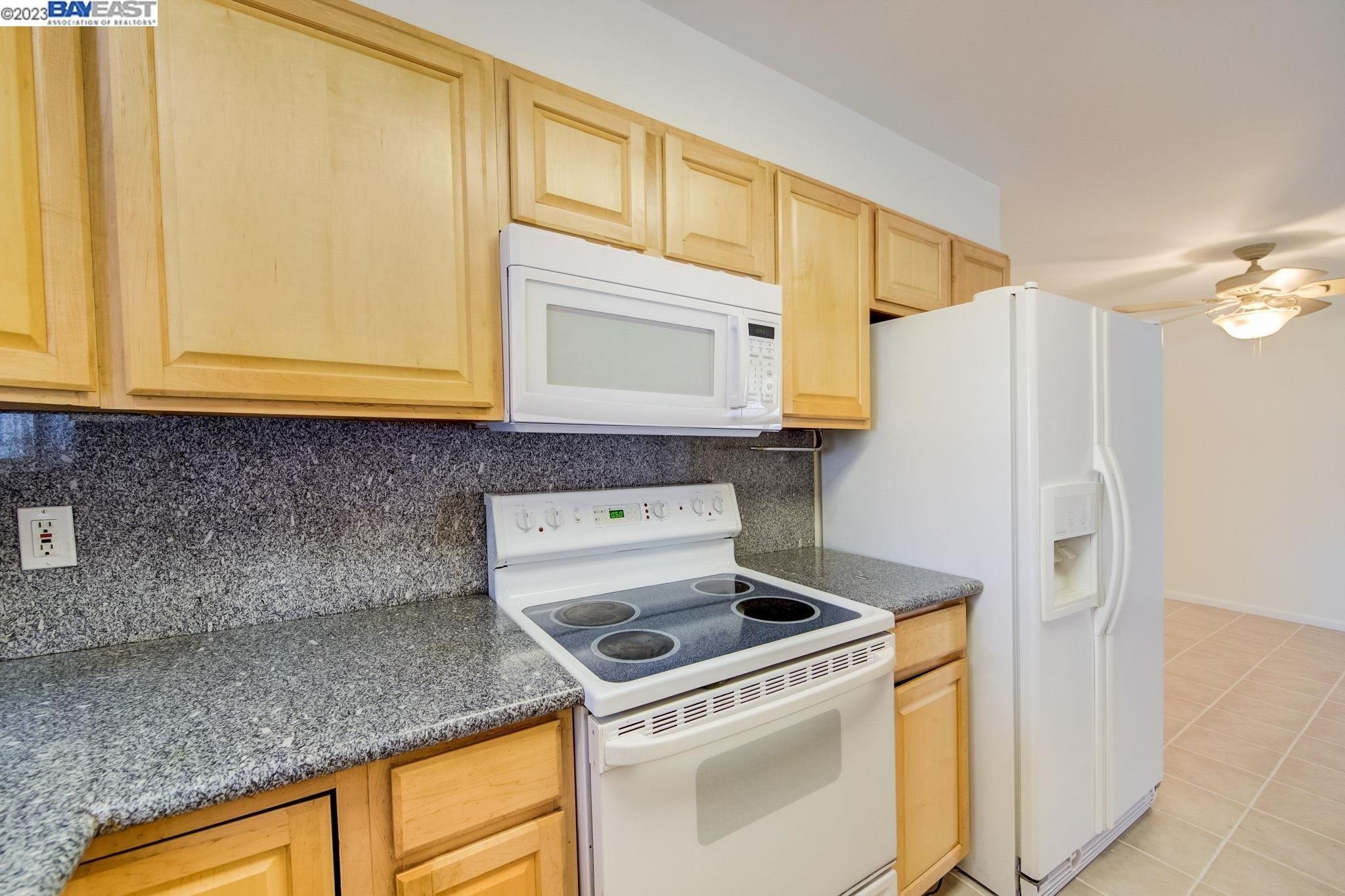 E Lake Dr, Antioch, CA 94509