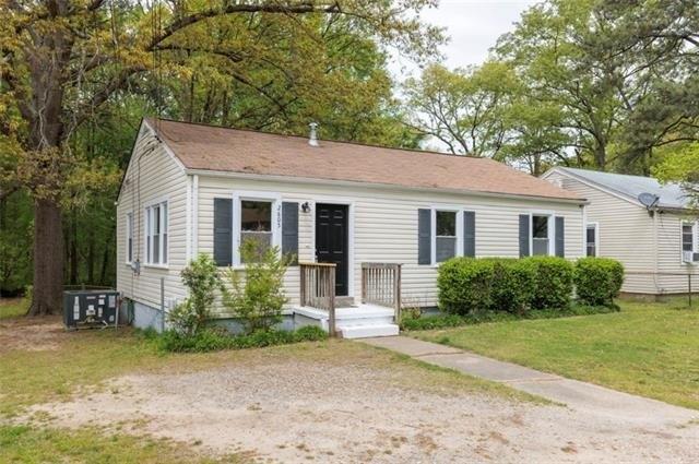 Freeman St, Hopewell, VA 23860