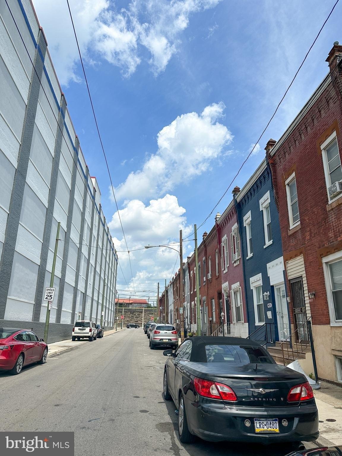 Greene St, Philadelphia, PA 19144