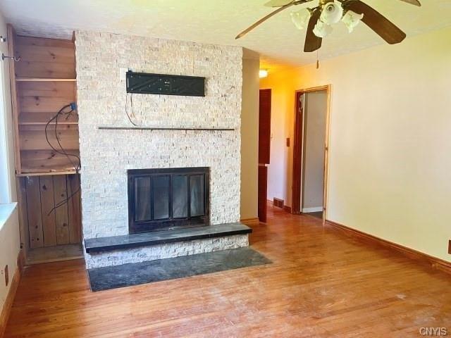 Dawes Ave, Utica, NY 13502