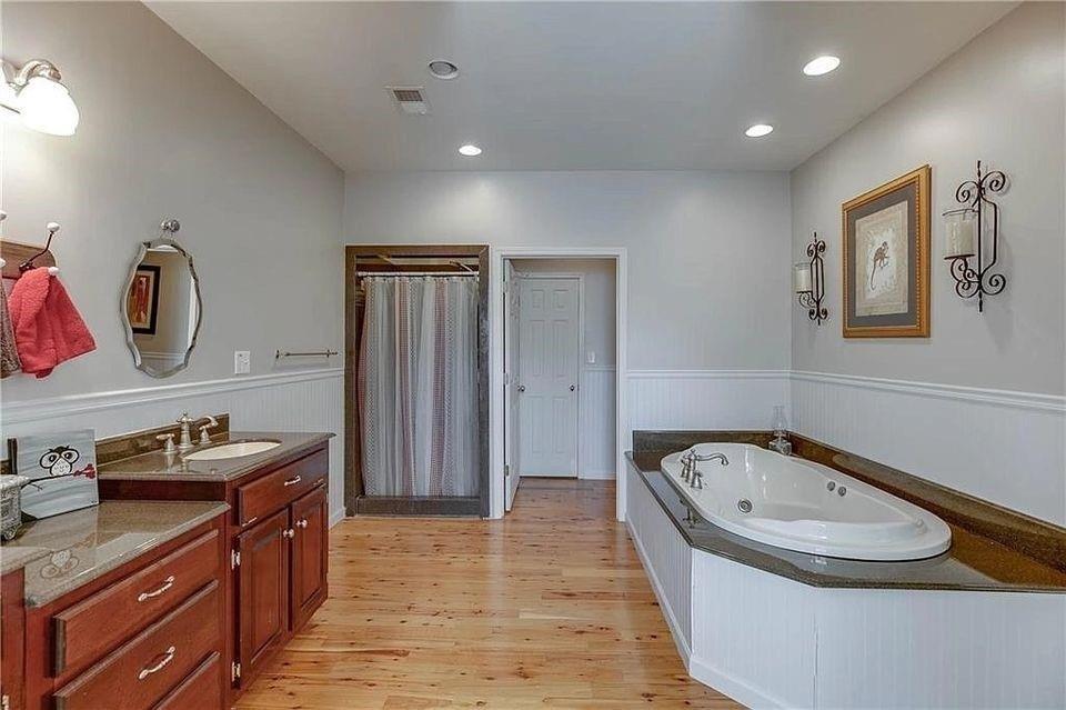 Forsyth Dr, Cumming, GA 30028