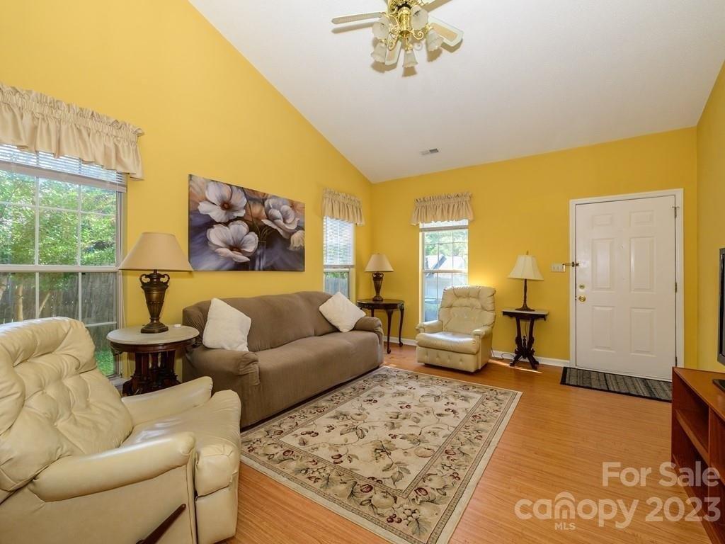 Baker Mills Rd, Pineville, NC 28134