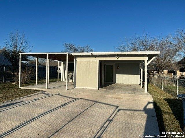 Indian Sky Dr, San Antonio, TX 78242