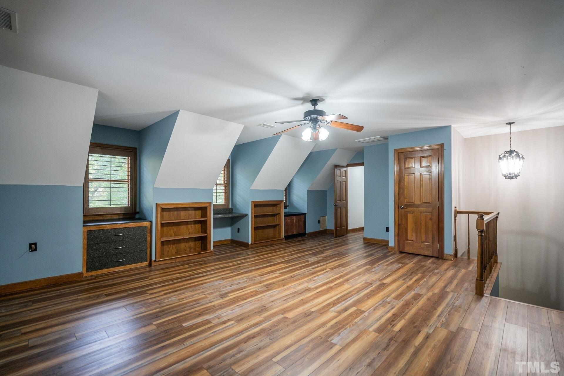 Treewood Ln, Apex, NC 27539