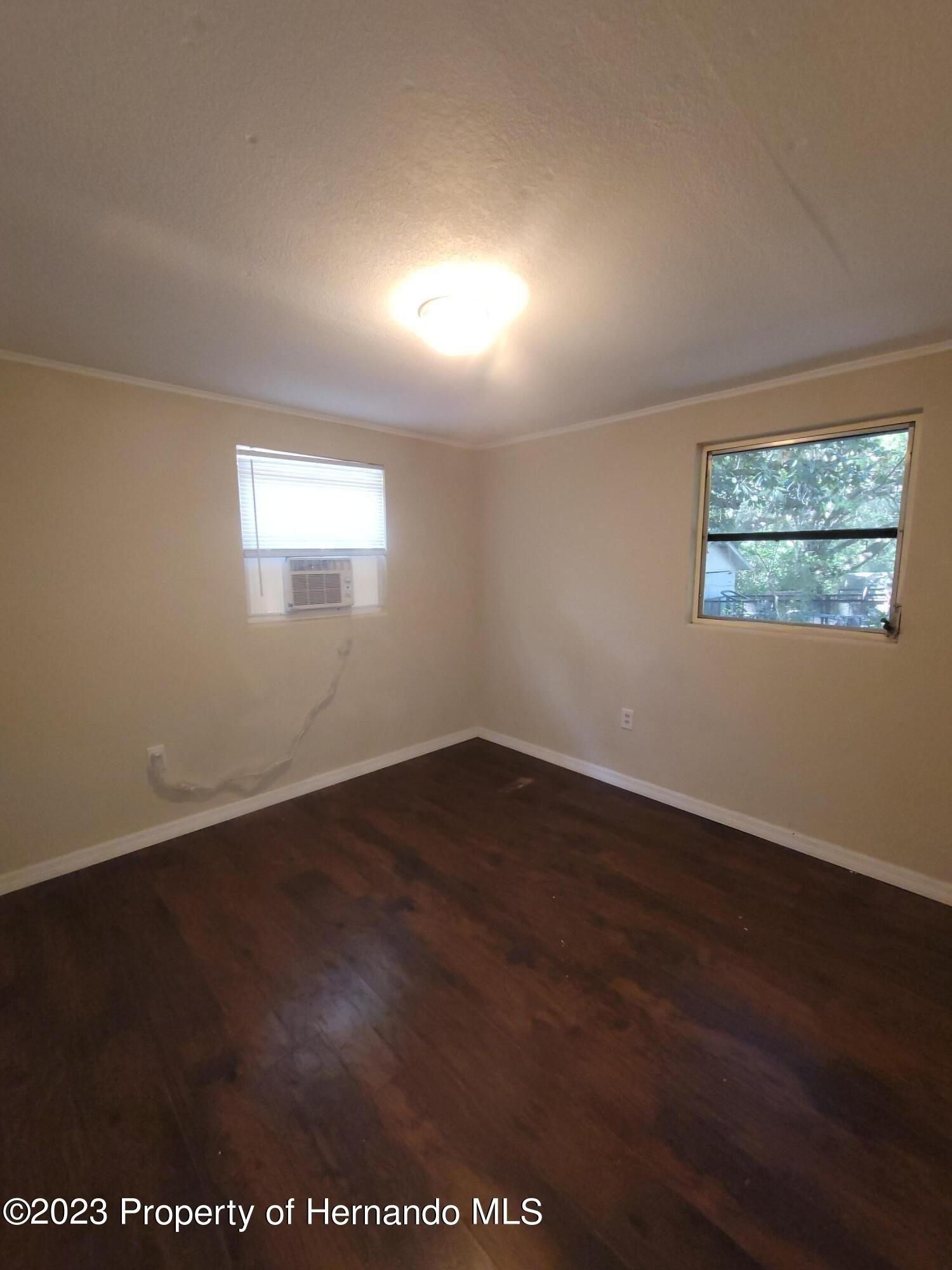 N Lemon Ave, Brooksville, FL 34601