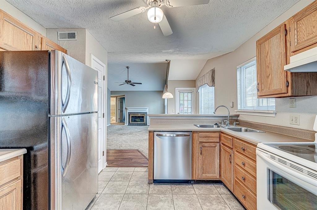 Crook Dr, Indianapolis, IN 46256