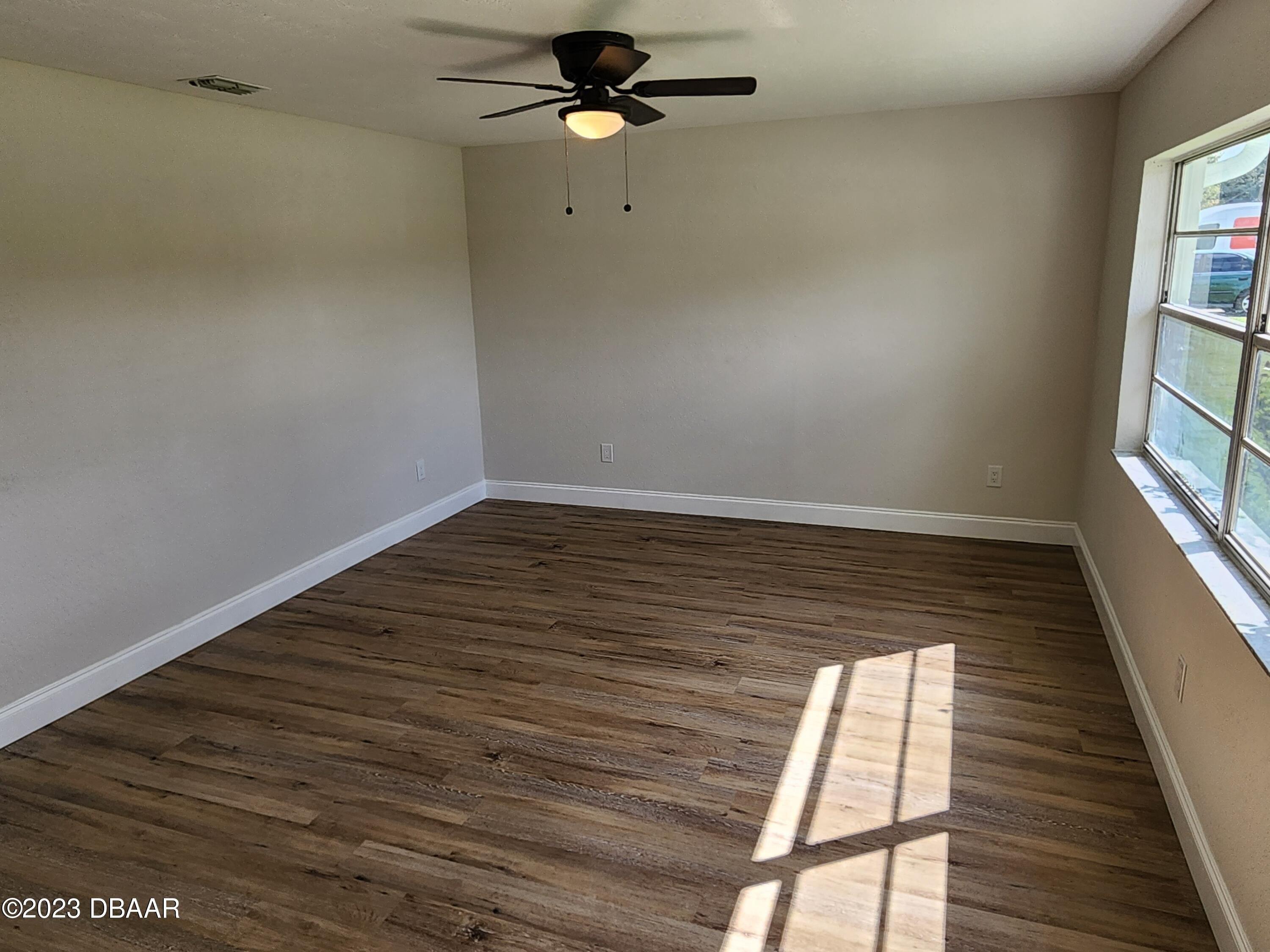 Boulder Dr, South Daytona, FL 32119