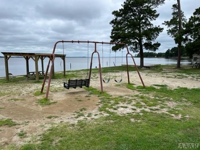 Long Beach Dr, Hertford, NC 27944