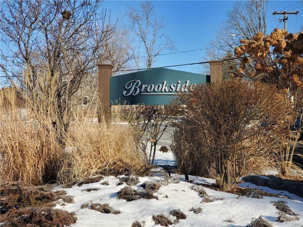 Vanida Ln, Fayetteville, NY 13066