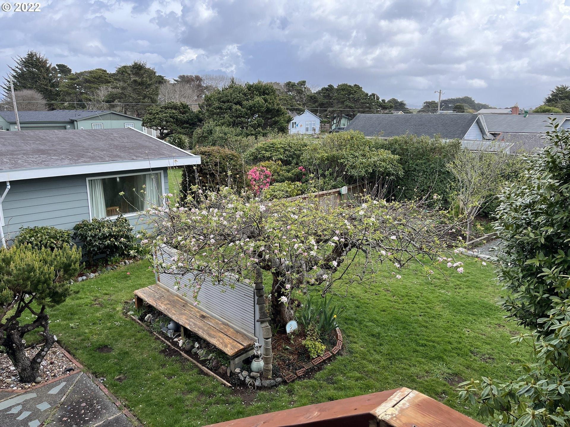 Jackson Ave Sw, Bandon, OR 97411