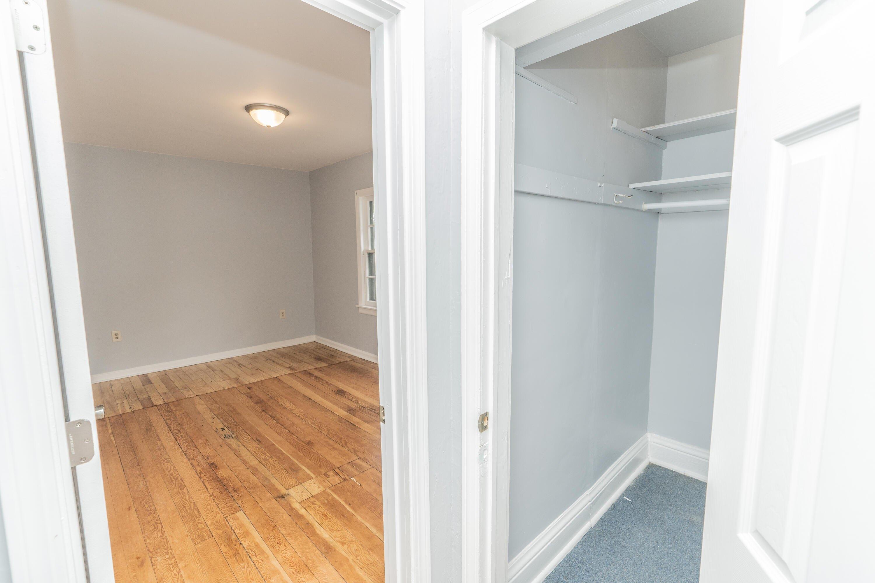 Elwood St, Muskegon, MI 49442