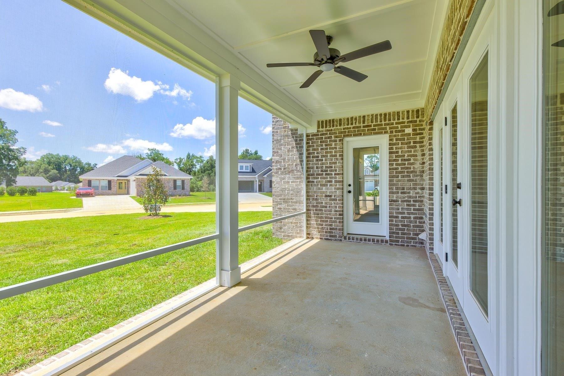 Ella Dr, Tallahassee, FL 32303