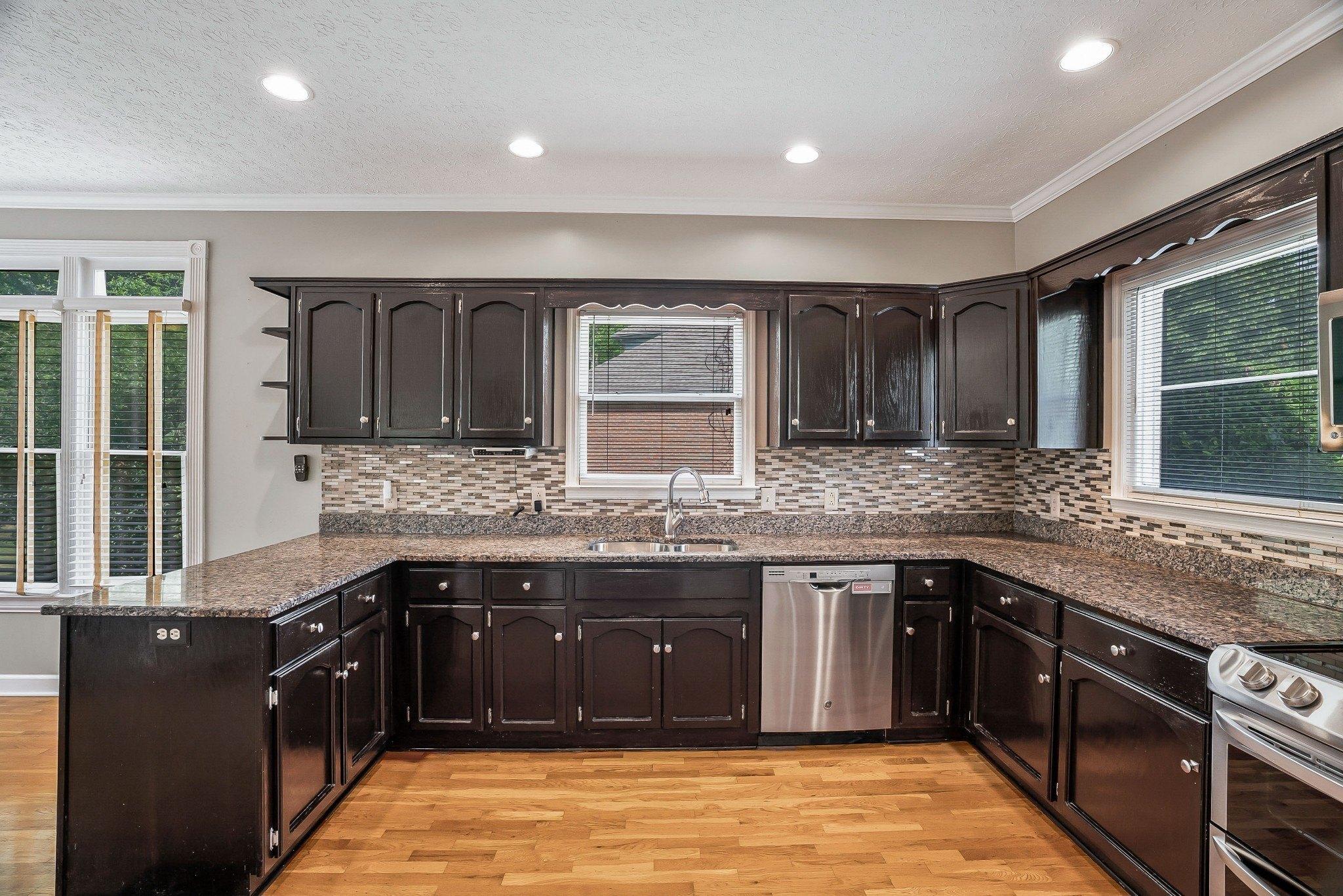 Ballentrae Ct, Hendersonville, TN 37075
