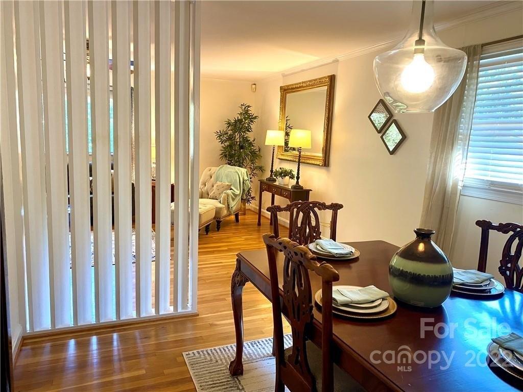 Sewickley Dr, Charlotte, NC 28209