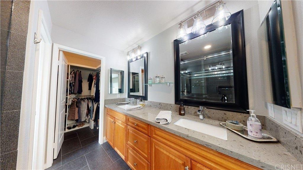 Casselman Ln, Santa Clarita, CA 91350