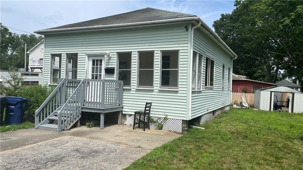 Burr Ave, Warwick, RI 02889