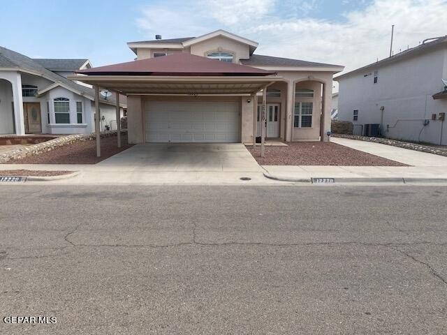 Kingsgate Ct, El Paso, TX 79928