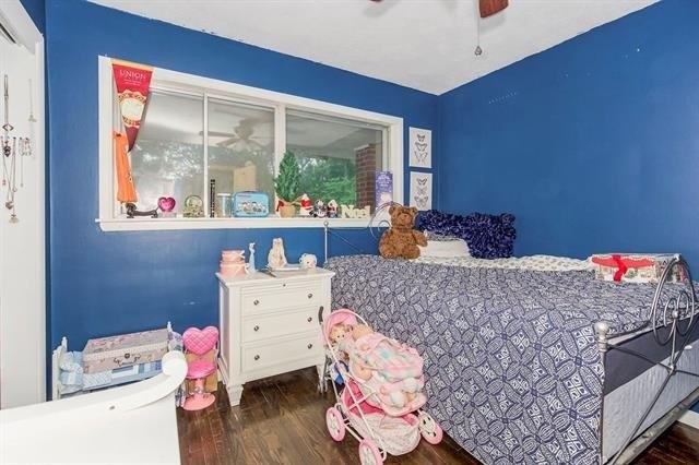 W 71st St, Prairie Village, KS 66208