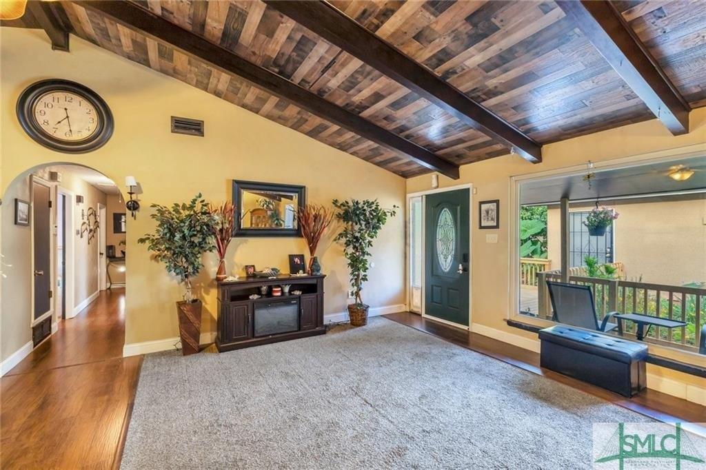 Hunt Dr, Savannah, GA 31406