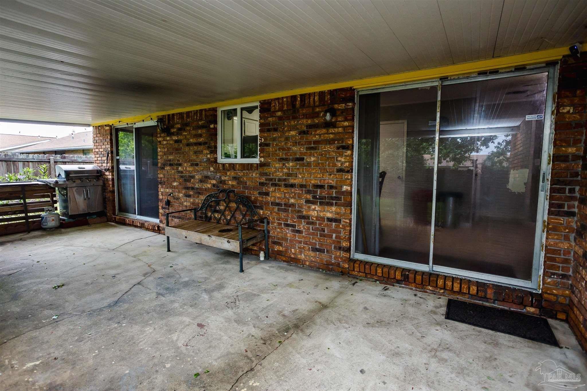 Rue De La Savoie, Mary Esther, FL 32569