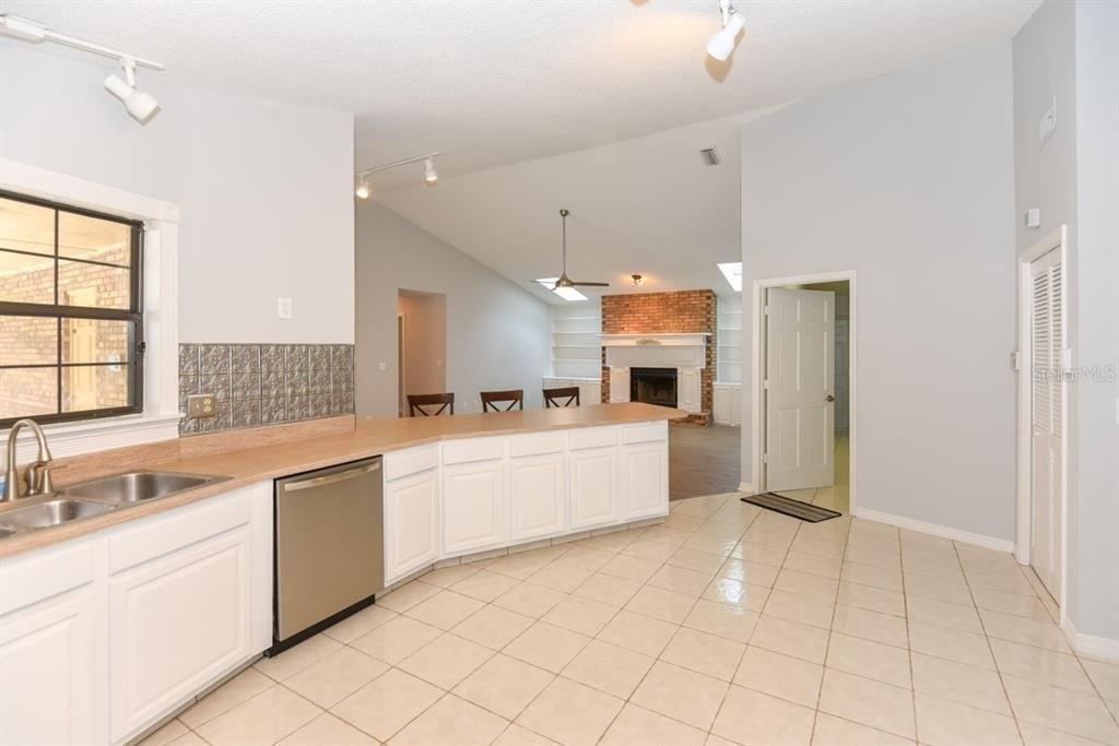 Lake Vista Way, Ormond Beach, FL 32174