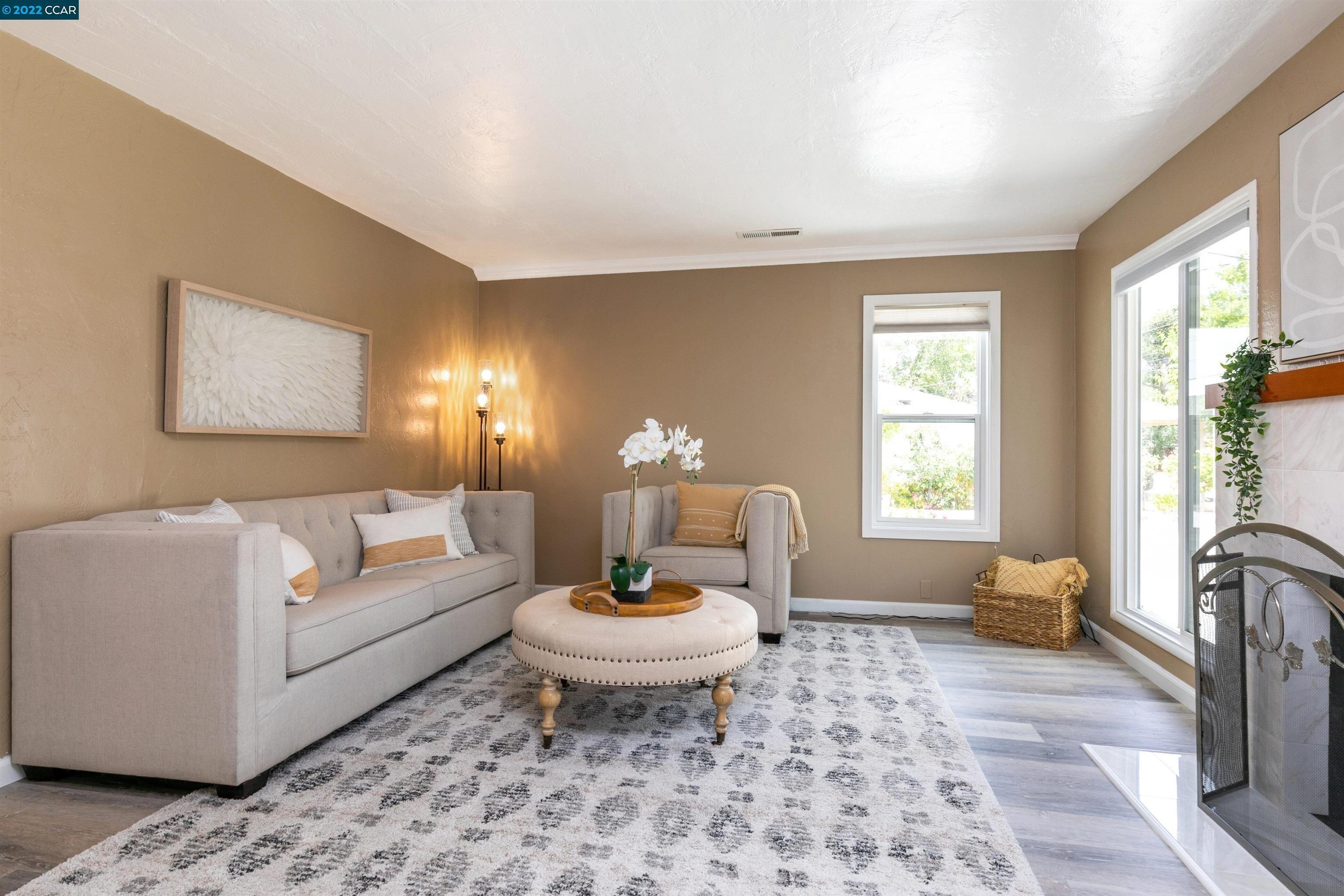 Pleasant Valley Dr, Walnut Creek, CA 94597