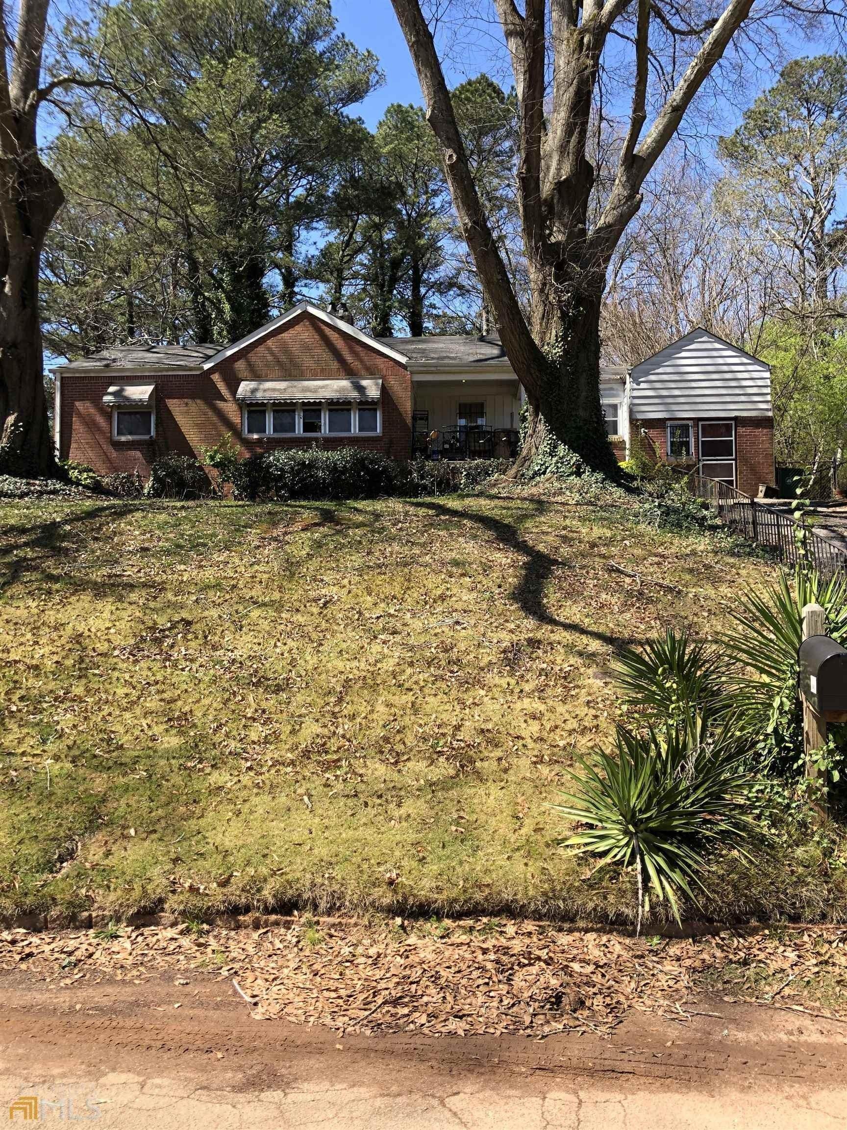 Rosemont Dr, Decatur, GA 30032