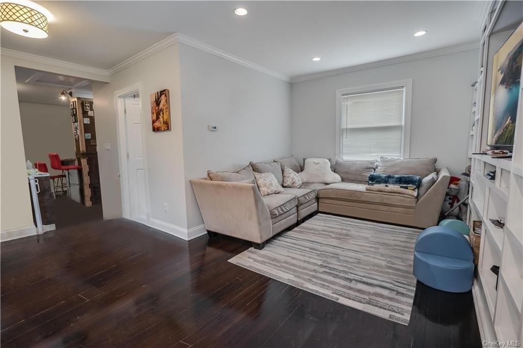 Samstag Ave, Ossining, NY 10562