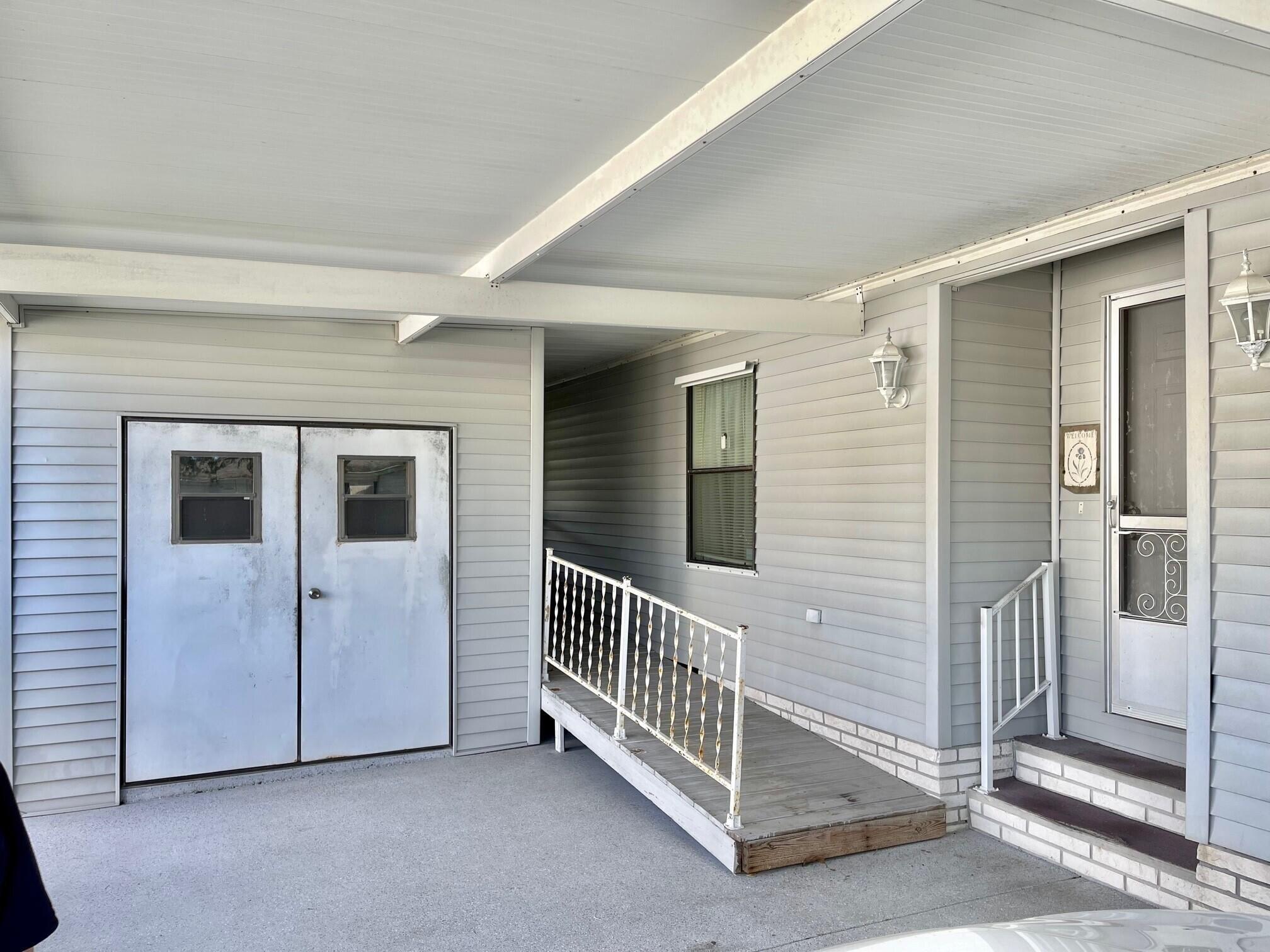 Redbay Ct, Port Saint Lucie, FL 34952