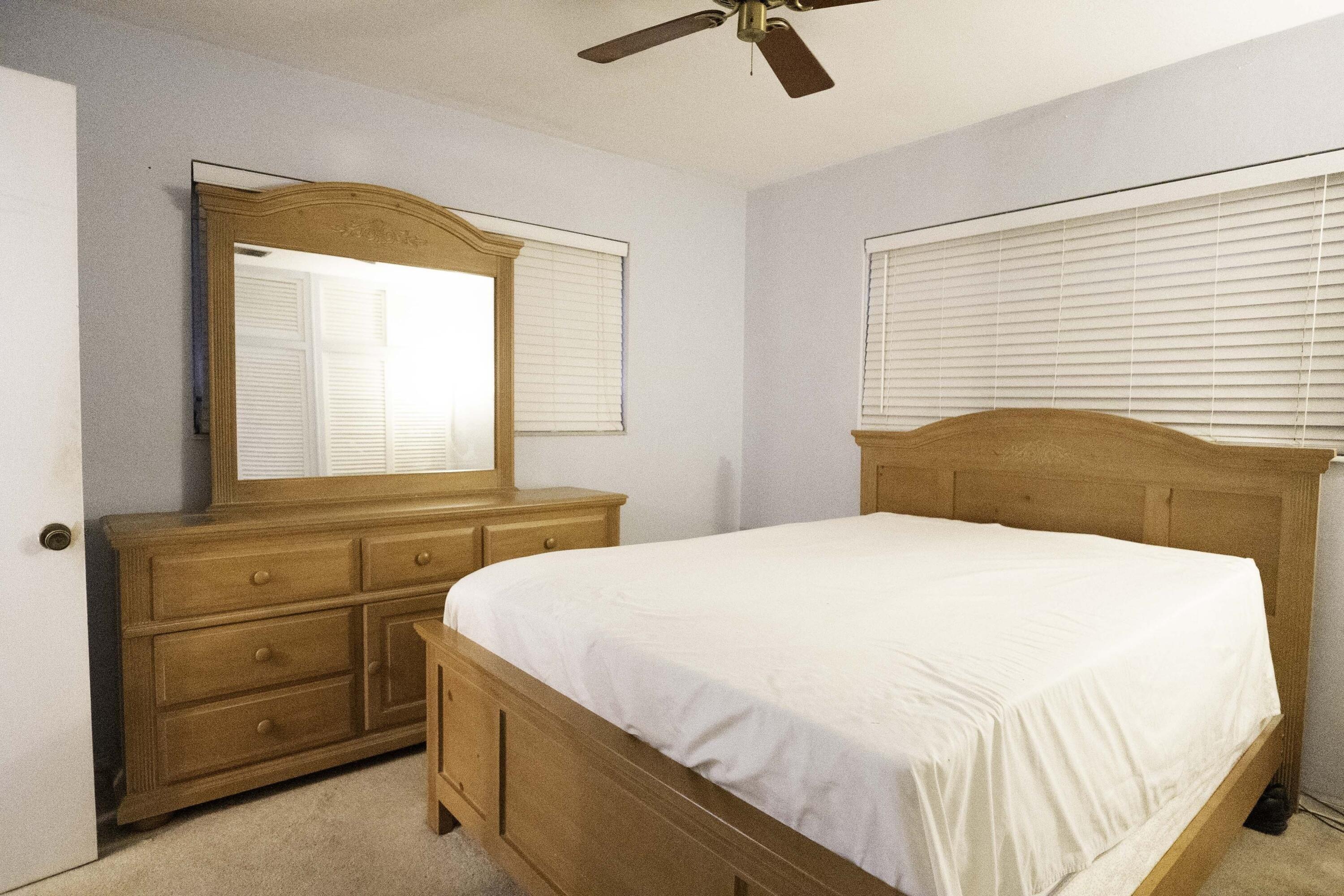 Nw 30th Ct, Wilton Manors, FL 33311