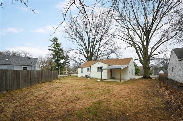 Blue Ridge Blvd, Raytown, MO 64133