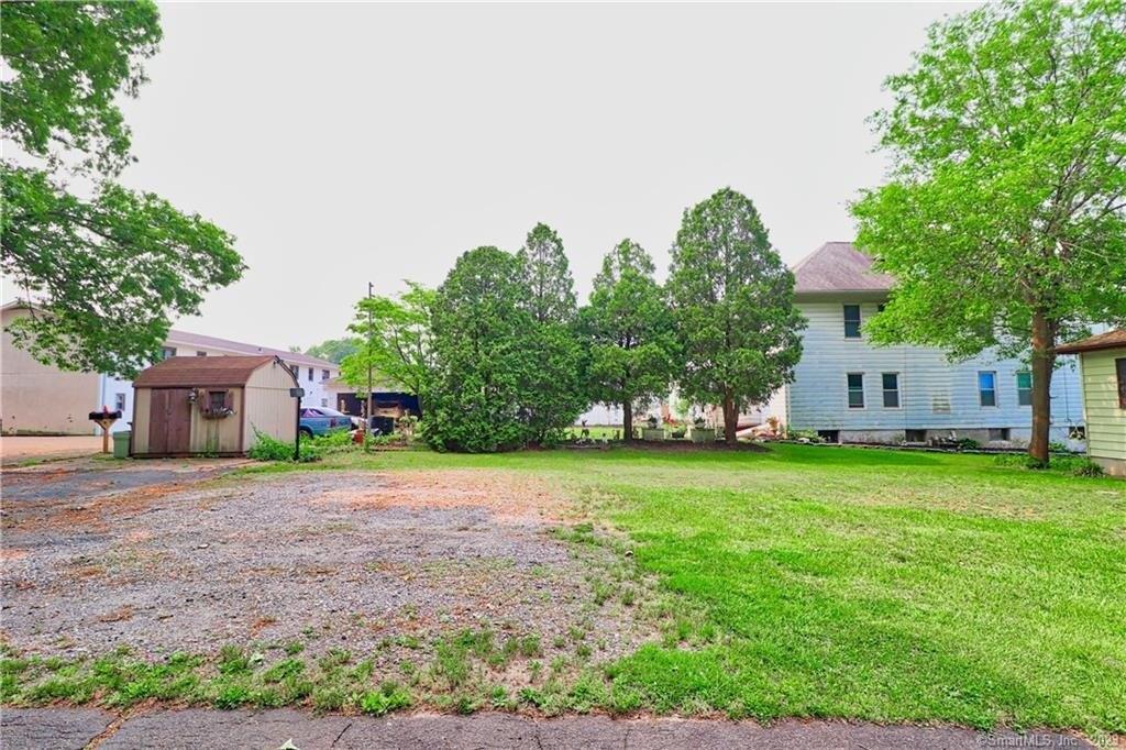 N Main St, Ansonia, CT 06401