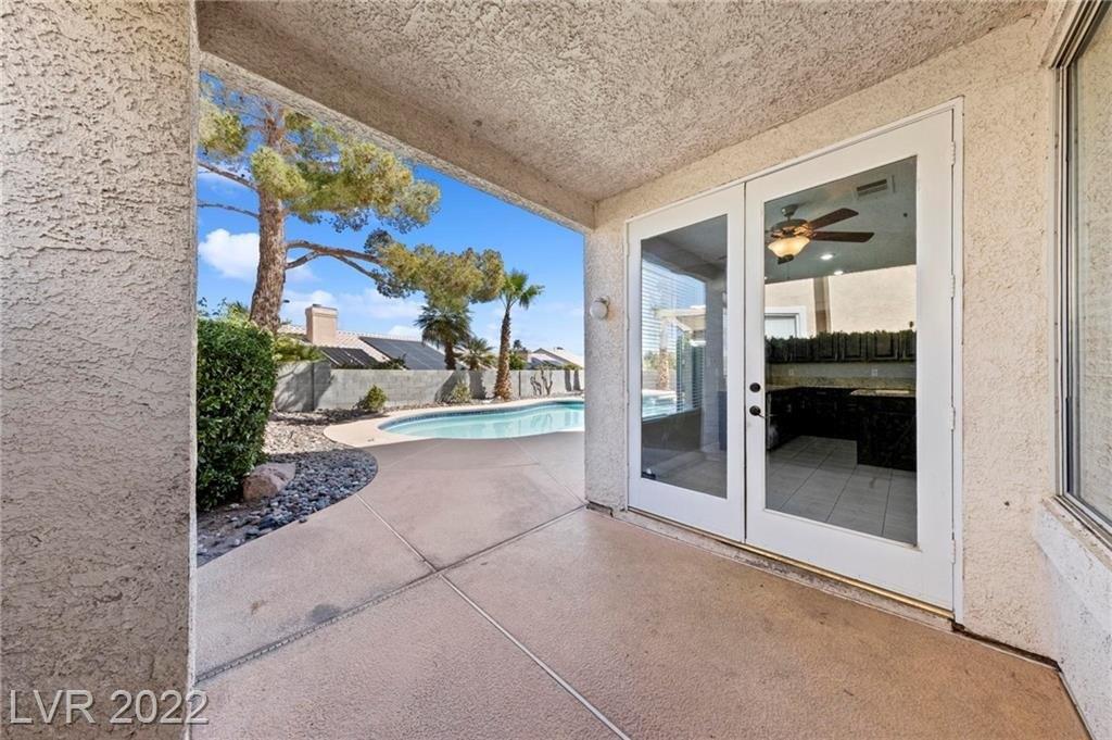 Riviera Beach Dr, Las Vegas, NV 89128