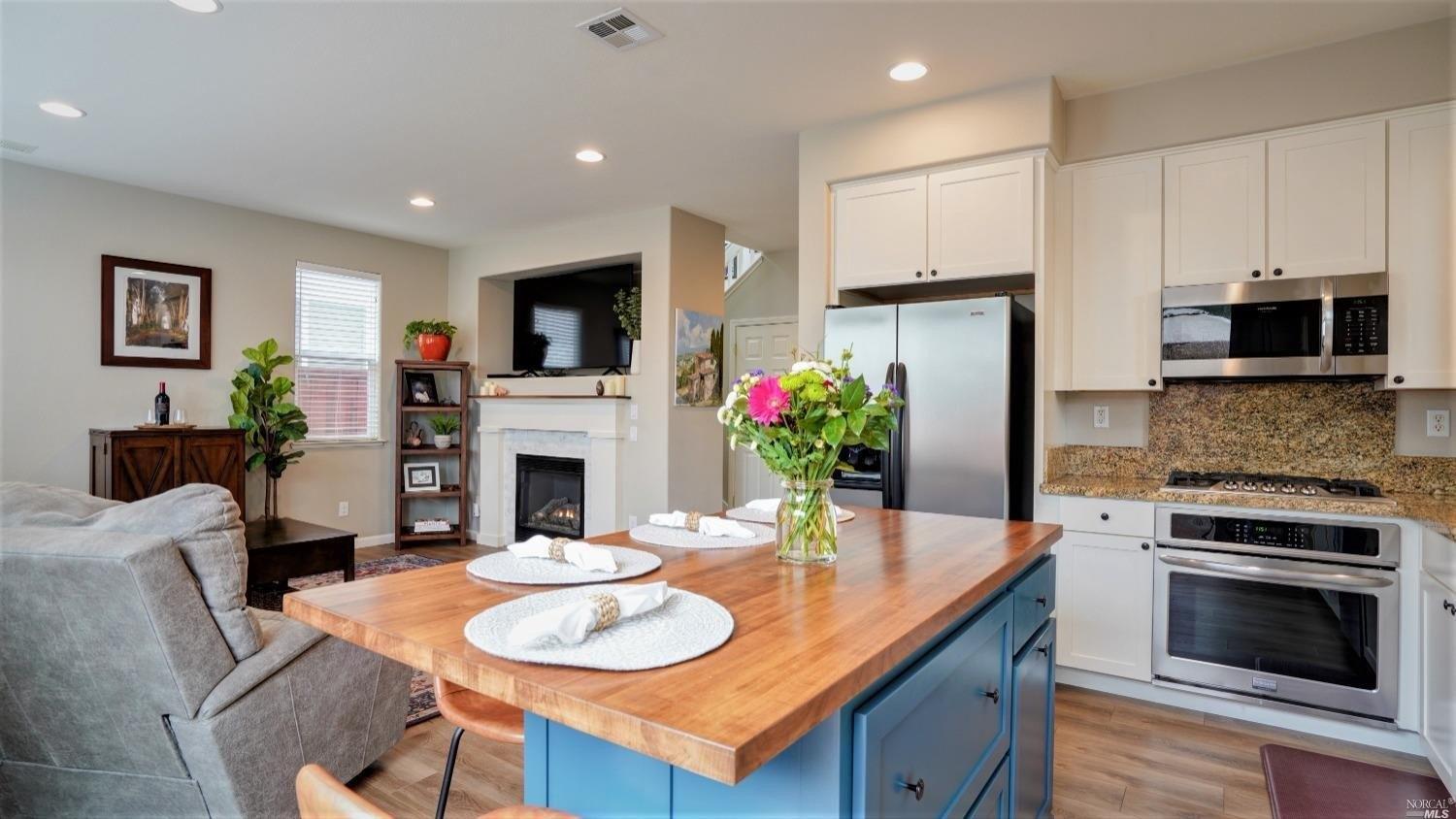 Moscato Ct, Fairfield, CA 94534