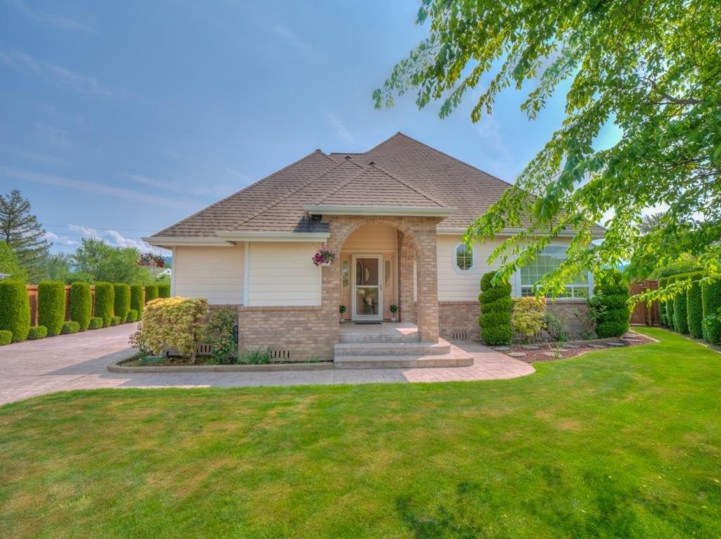 Mountain Cir, Buckley, WA 98321