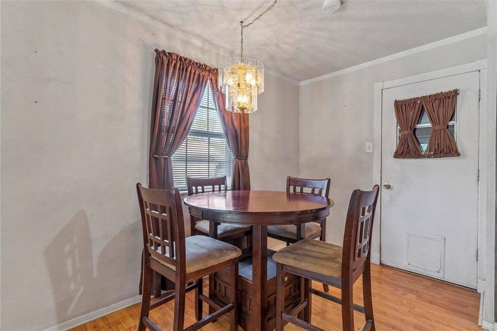 Carousel Dr, Watauga, TX 76148