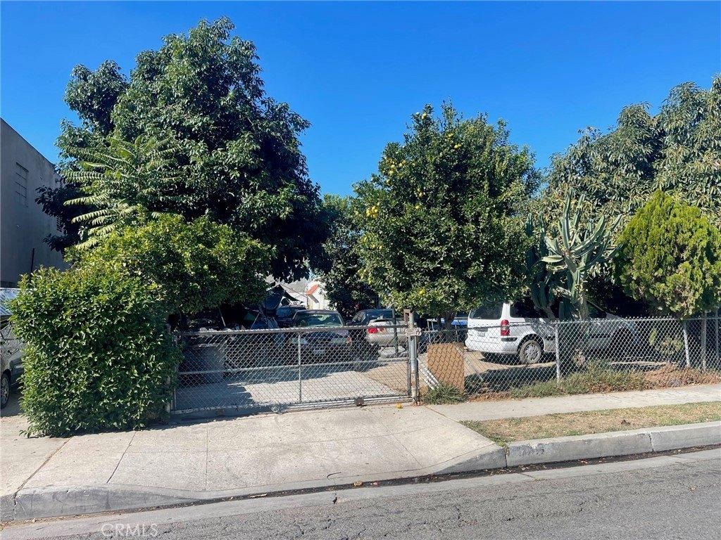 Oak St, Lynwood, CA 90262