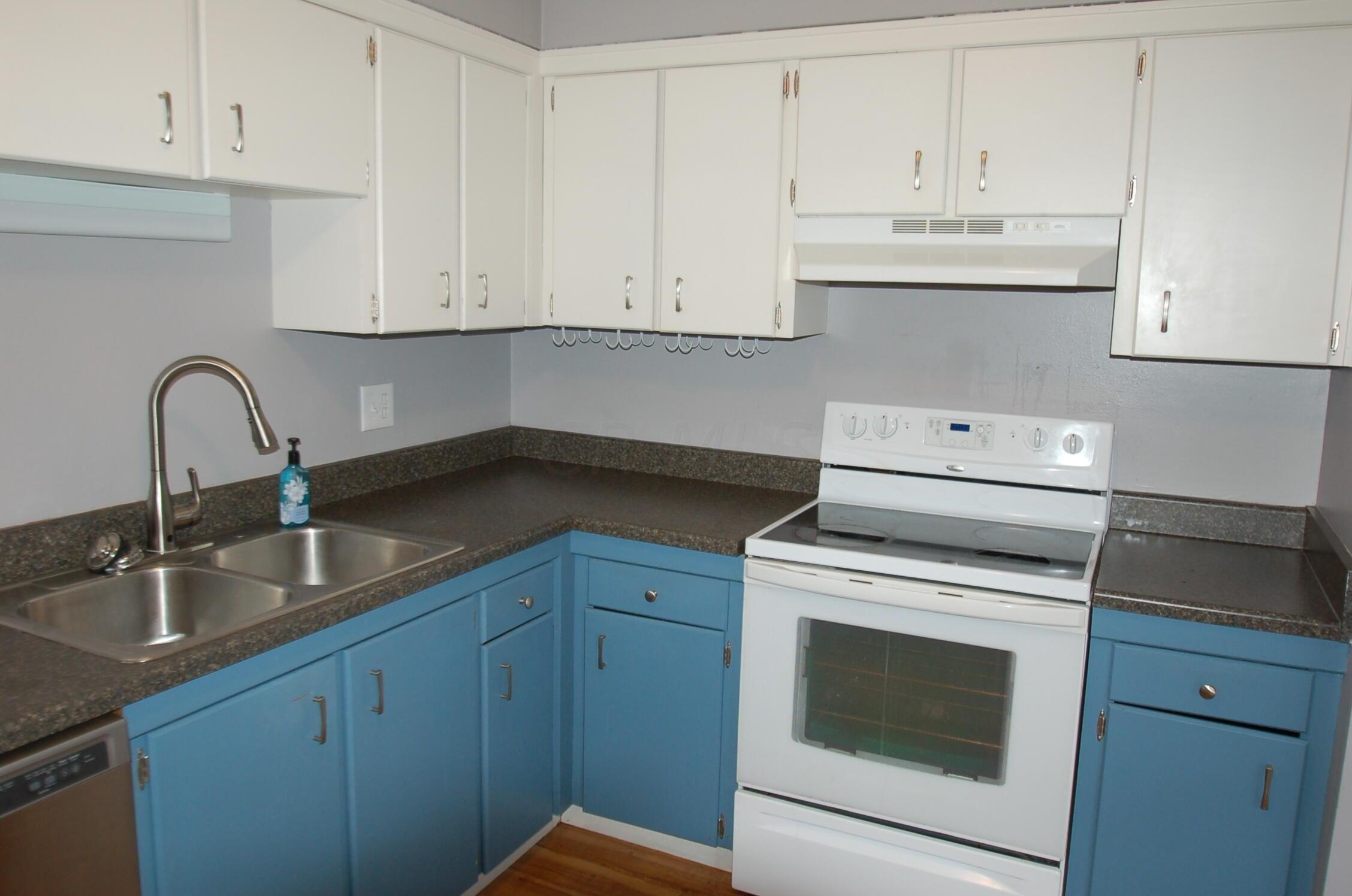 Willoway Cir S, Columbus, OH 43220